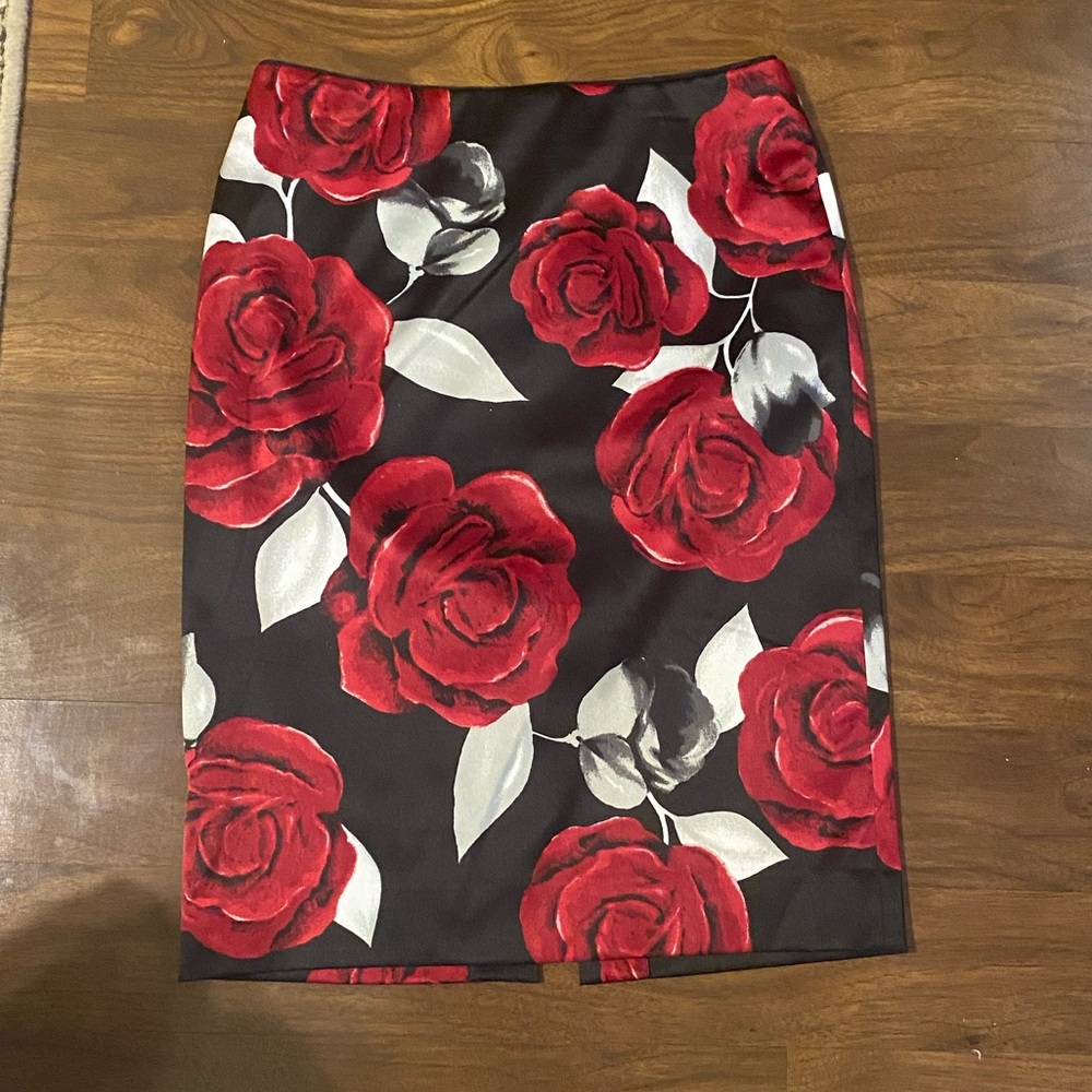 WHBM stretch satin skirt